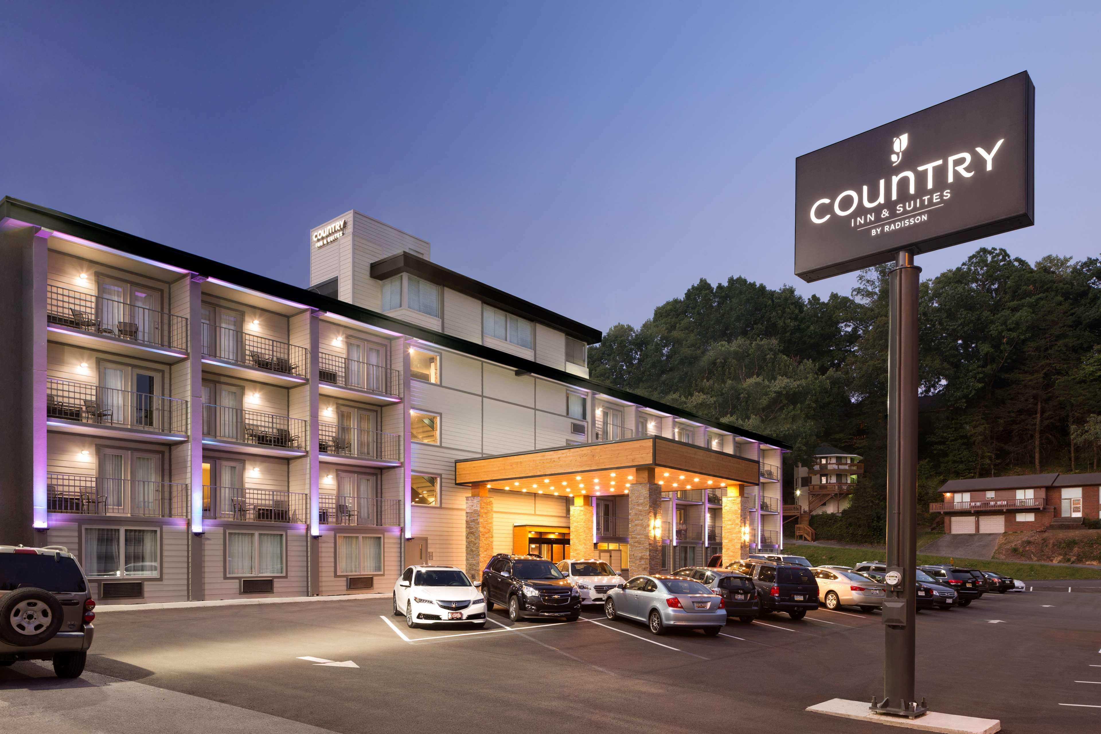 Country Inn & Suites Downtown Convention Center By Radisson, Gatlinburg, Tn Exterior photo